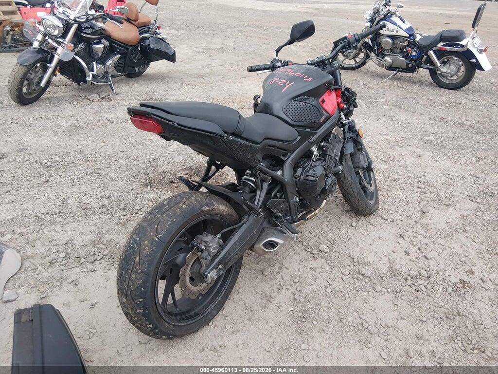 MLHRC7515J5000375 2018 HONDA CB650 photo no. 4