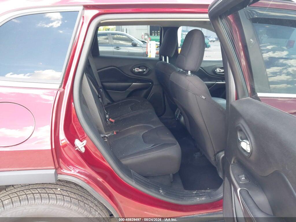 1C4PJMCB9KD350805 2019 JEEP CHEROKEE photo no. 8