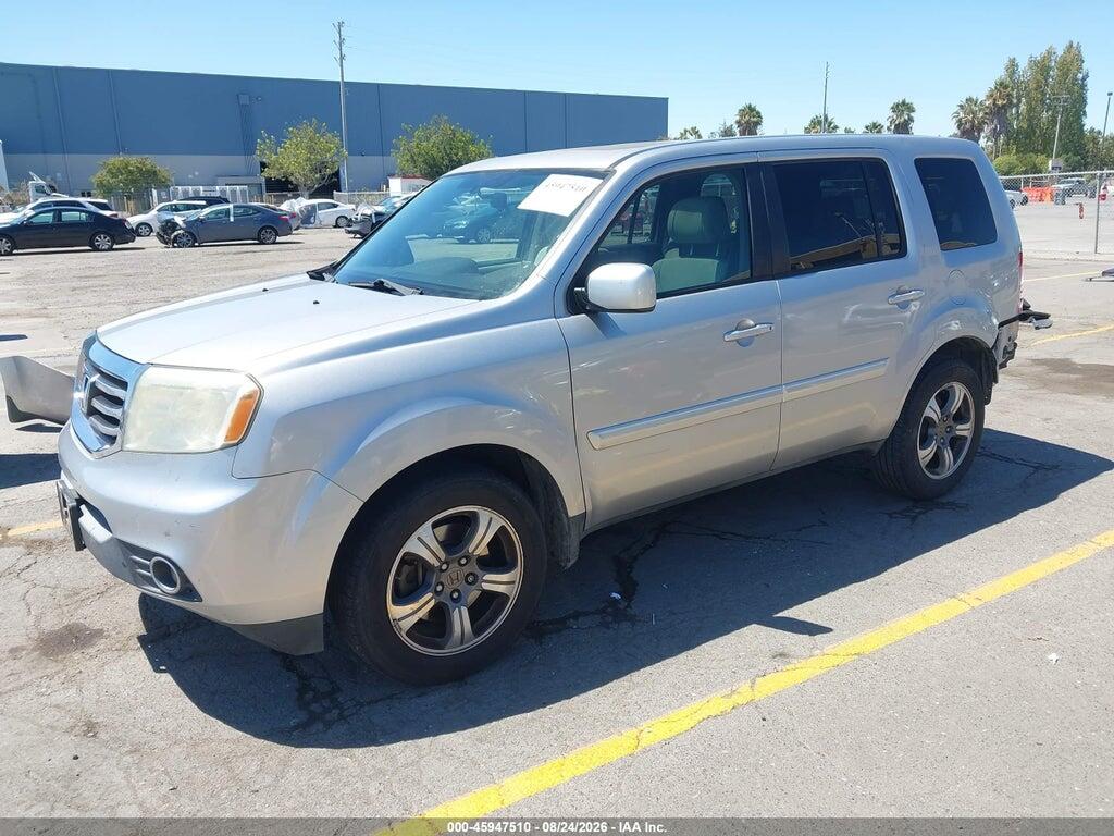 5FNYF3H31FB014128 2015 HONDA PILOT photo no. 2