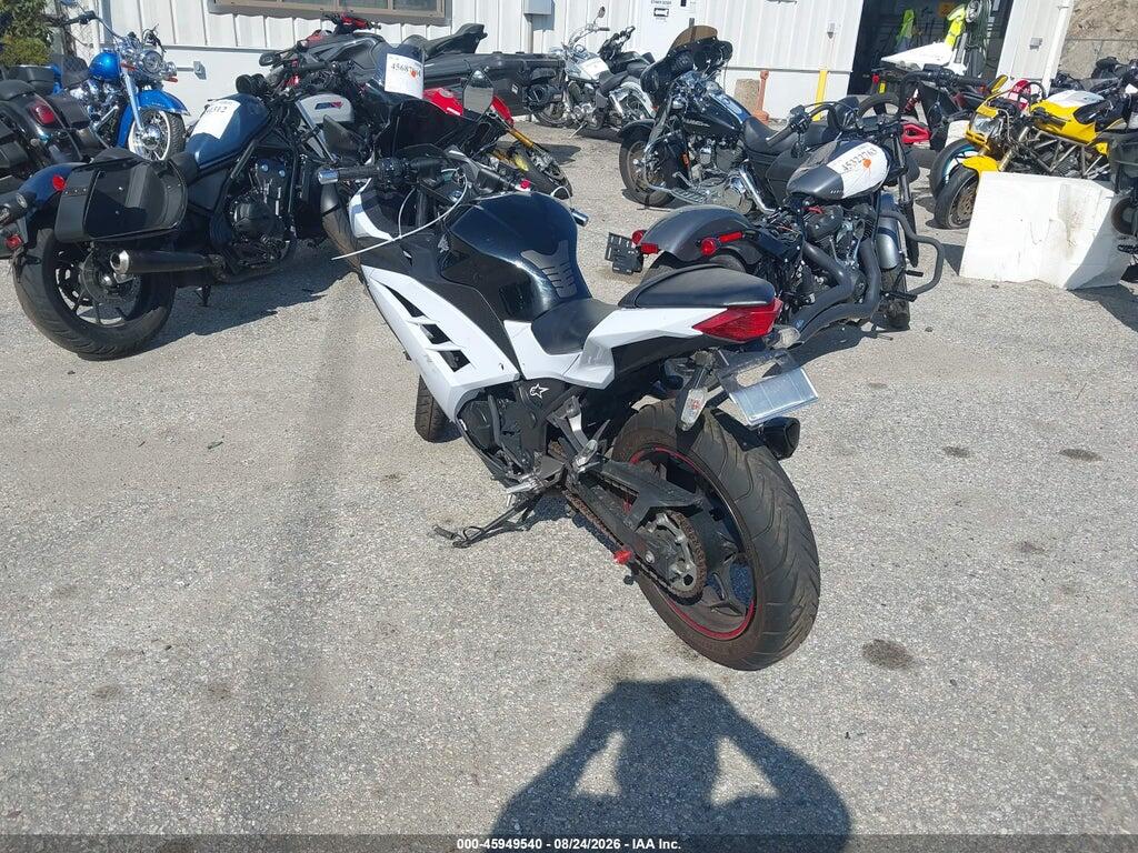JKAEX8B18EA006274 2014 KAWASAKI EX300 photo no. 3