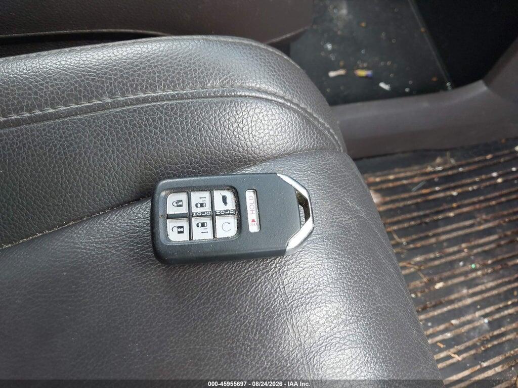 5FNRL6H86JB009056 2018 HONDA ODYSSEY photo no. 11