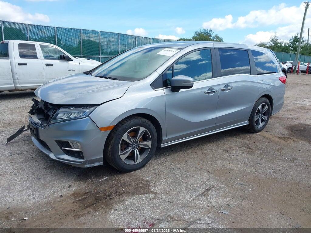 5FNRL6H86JB009056 2018 HONDA ODYSSEY photo no. 2