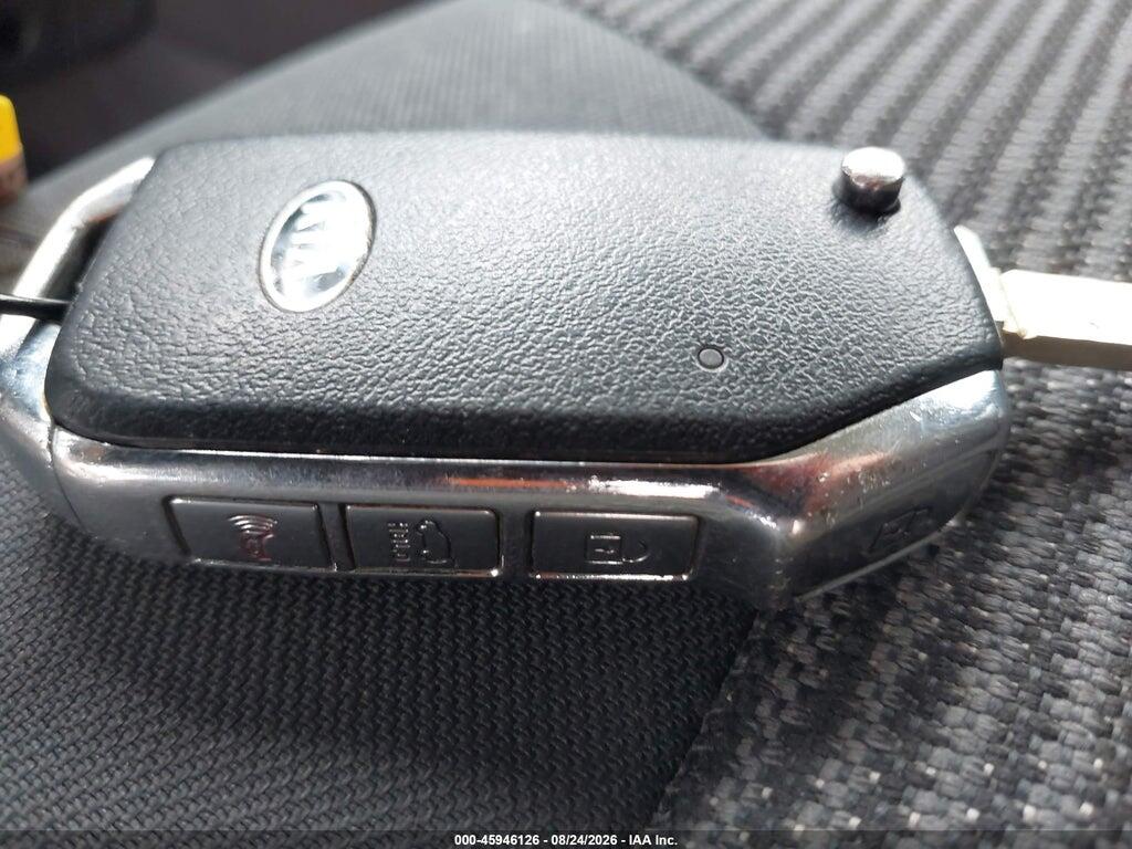 KNDCB3LC8L5396071 2020 KIA NIRO photo no. 11