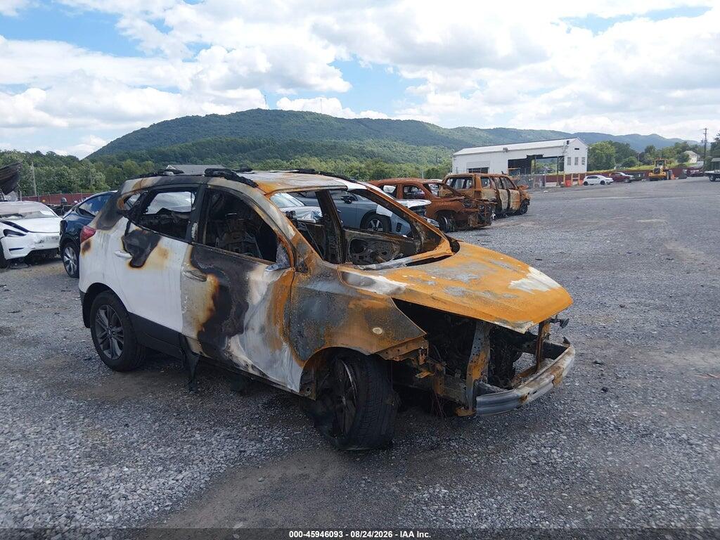 2015 HYUNDAI TUCSON KM8JUCAG1FU050330