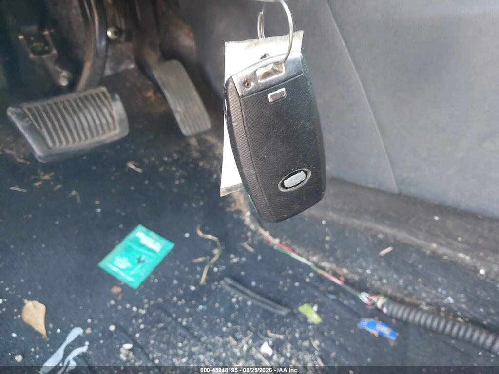 KNDCC3LC3H5067315 2017 KIA NIRO photo no. 11