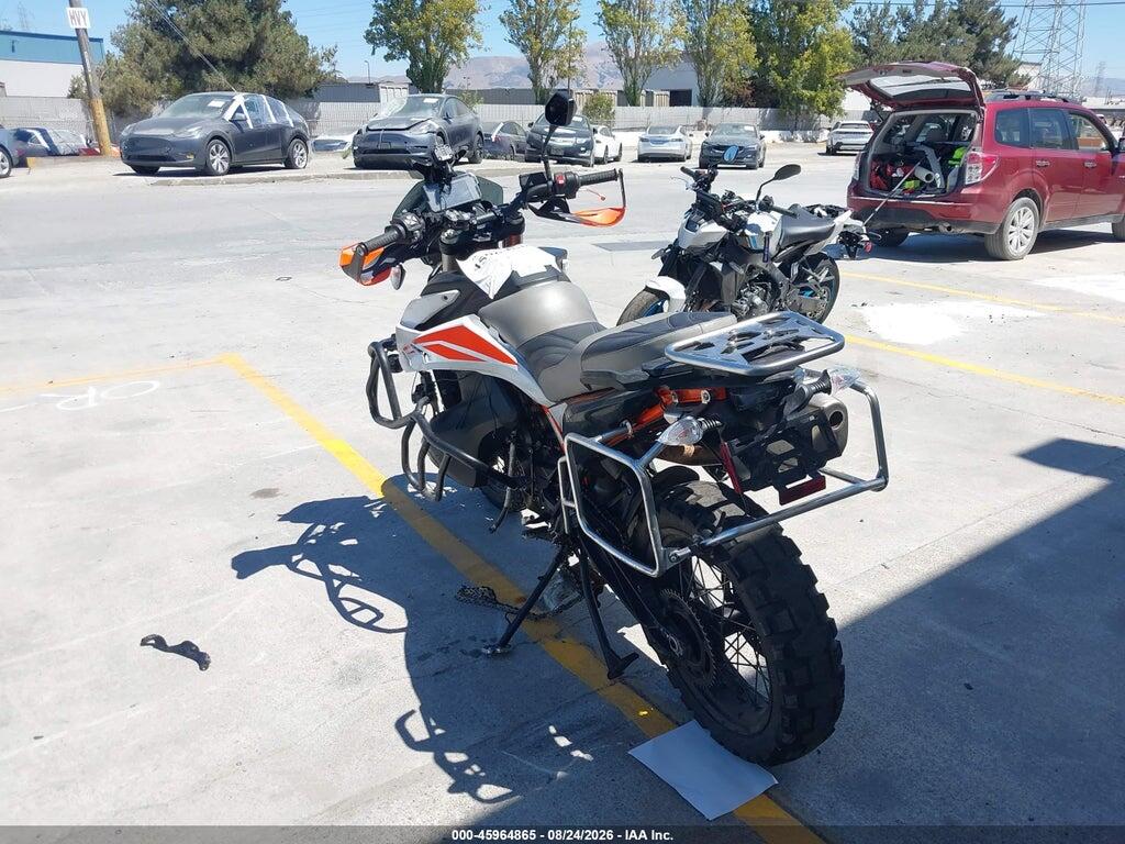 VBKTR3403LM778688 2020 KTM 790 photo no. 3