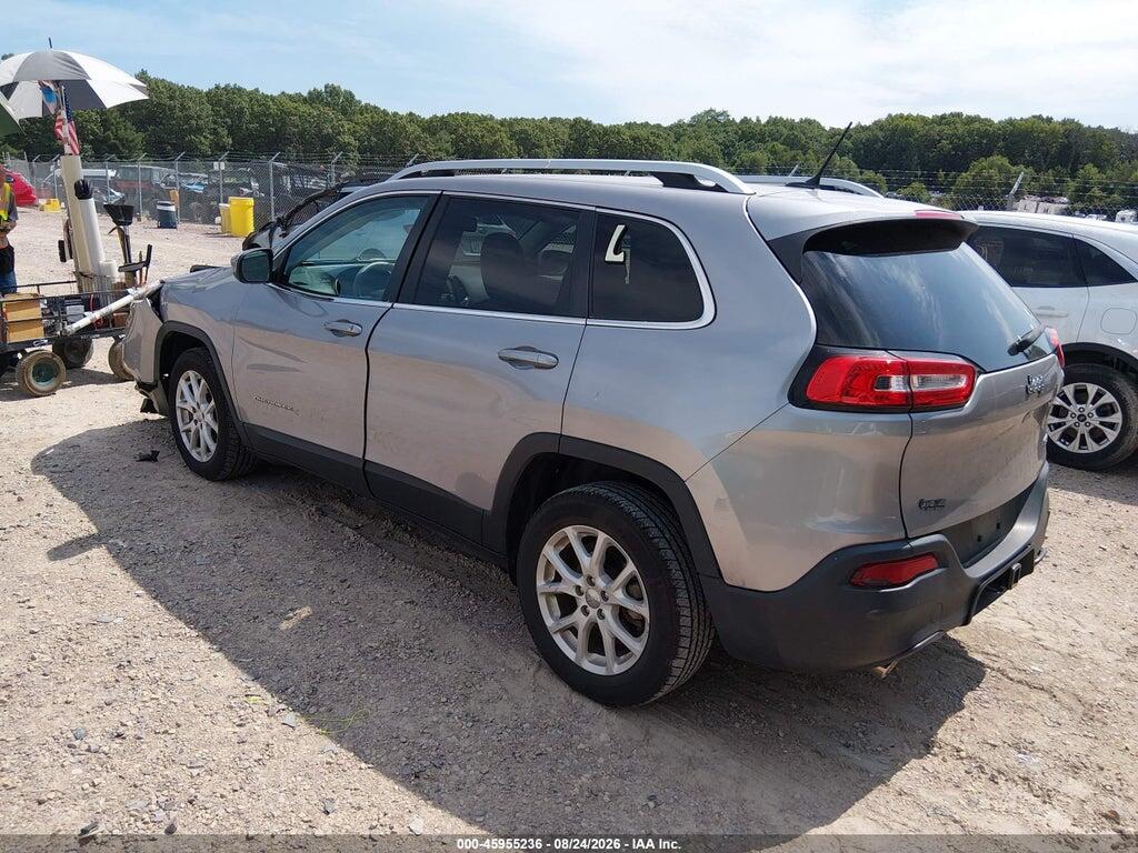 1C4PJLCB2JD573826 2018 JEEP CHEROKEE photo no. 3