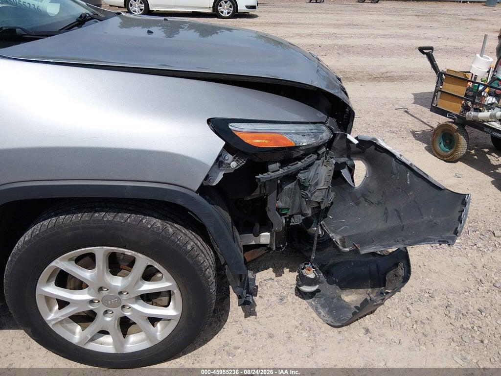 1C4PJLCB2JD573826 2018 JEEP CHEROKEE photo no. 6