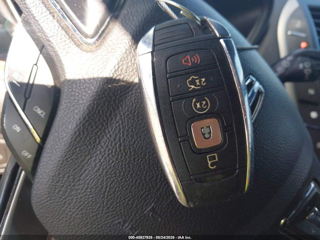 5LMCJ2C90HUL55067 2017 LINCOLN MKC photo no. 11