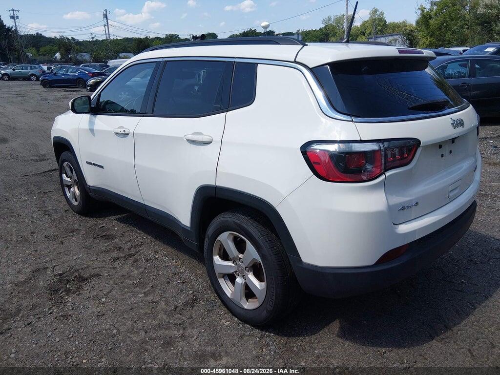 3C4NJDBB6JT314054 2018 JEEP COMPASS photo no. 3