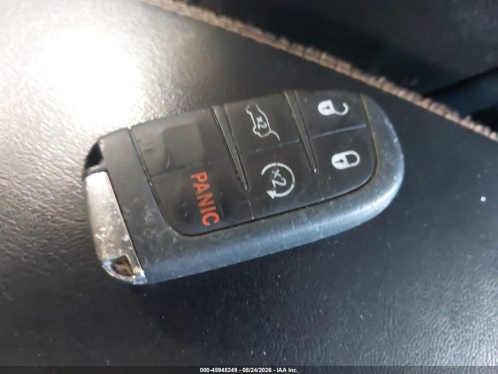 3C4NJDCB1JT108123 2018 JEEP COMPASS photo no. 11