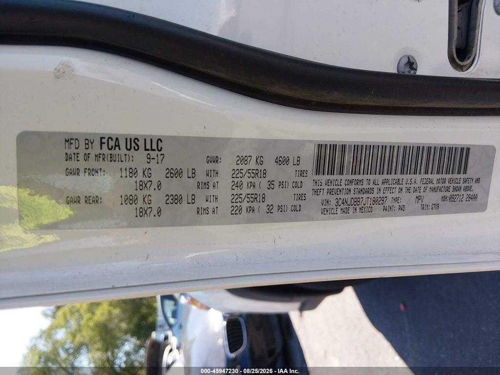 3C4NJDBB7JT180297 2018 JEEP COMPASS photo no. 9