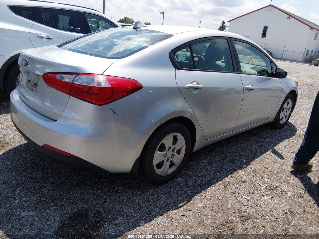 KNAFX4A63F5313505 2015 KIA FORTE photo no. 4