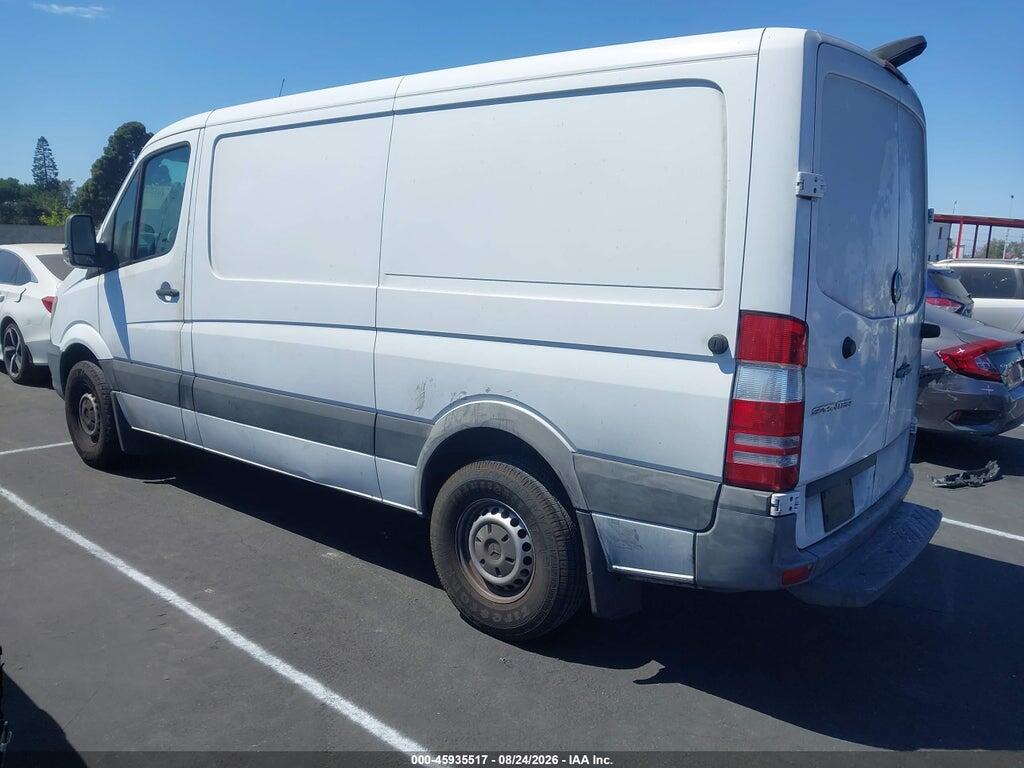 WD3PE7CD6HP539419 2017 MERCEDES-BENZ SPRINTER 2500 photo no. 3