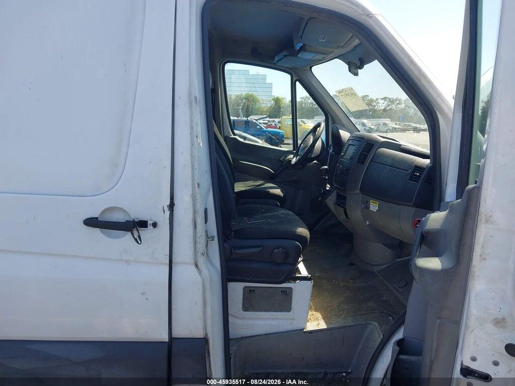 WD3PE7CD6HP539419 2017 MERCEDES-BENZ SPRINTER 2500 photo no. 5