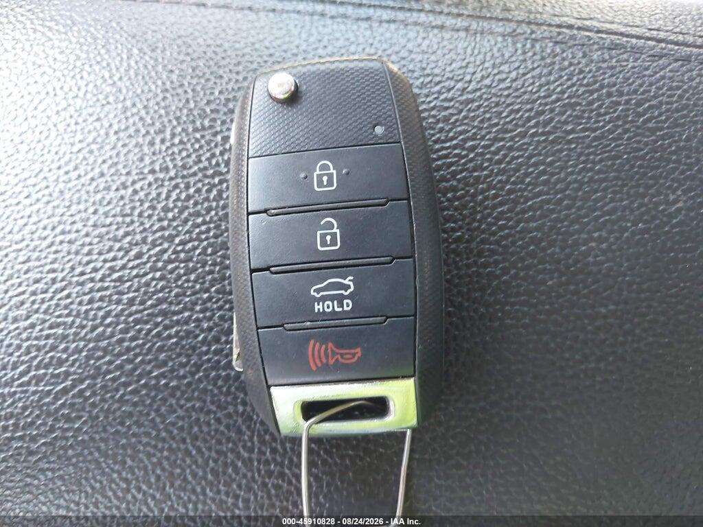 KNAGM4A76F5660204 2015 KIA OPTIMA photo no. 11