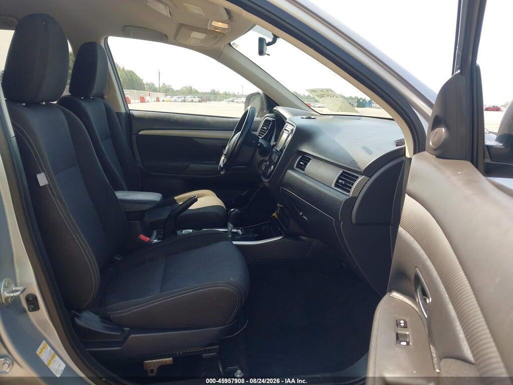 JA4AZ2A38HZ036938 2017 MITSUBISHI OUTLANDER photo no. 5