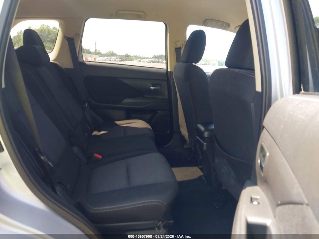 JA4AZ2A38HZ036938 2017 MITSUBISHI OUTLANDER photo no. 8
