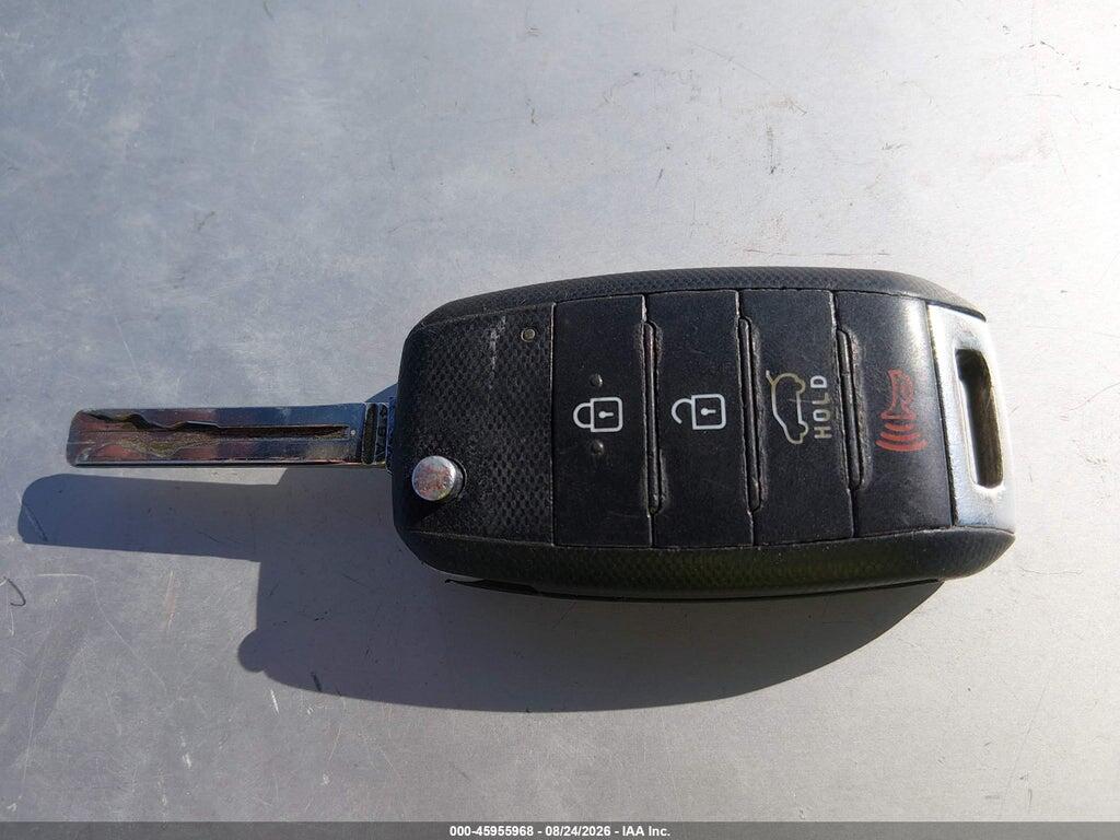 KNDJN2A20F7194546 2015 KIA SOUL photo no. 11