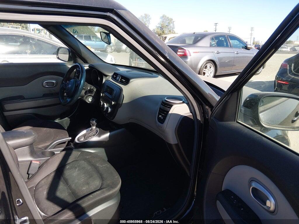 KNDJN2A20F7194546 2015 KIA SOUL photo no. 5