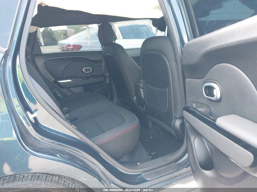 KNDJP3A59J7602707 2018 KIA SOUL photo no. 8