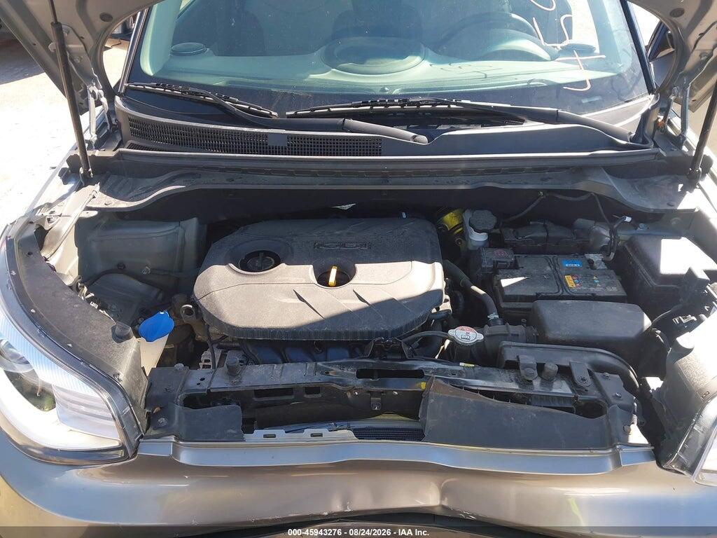 KNDJP3A50J7581858 2018 KIA SOUL photo no. 10