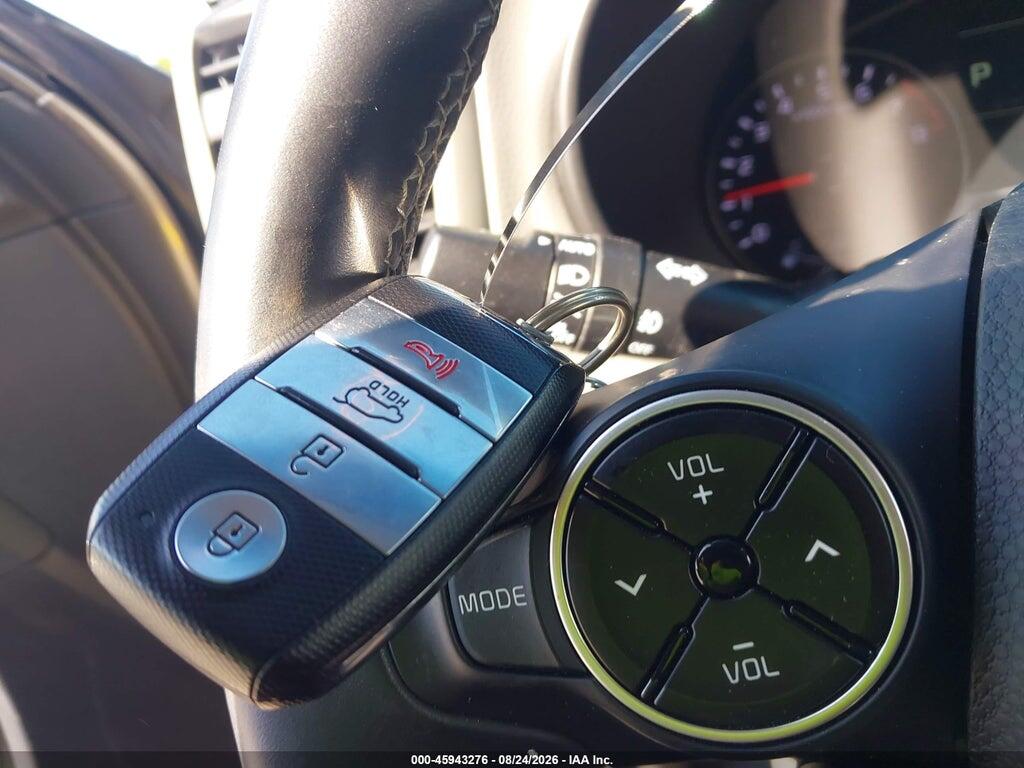 KNDJP3A50J7581858 2018 KIA SOUL photo no. 11