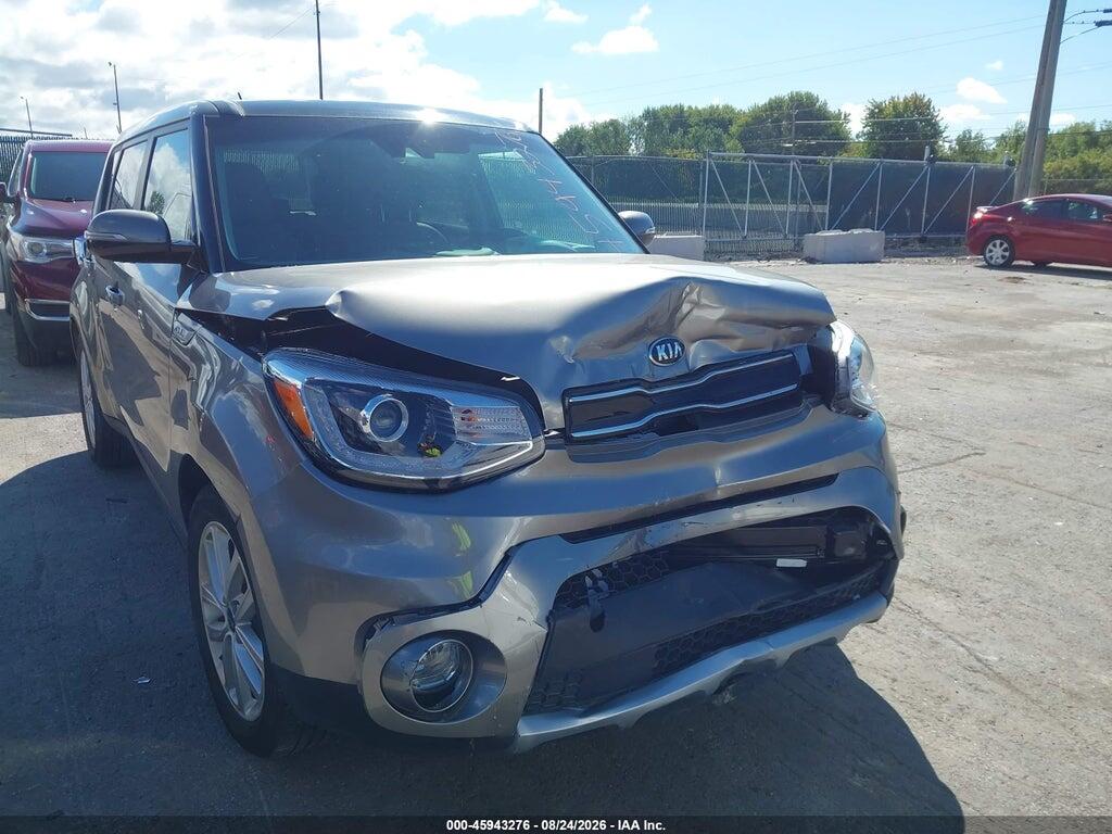 KNDJP3A50J7581858 2018 KIA SOUL photo no. 6