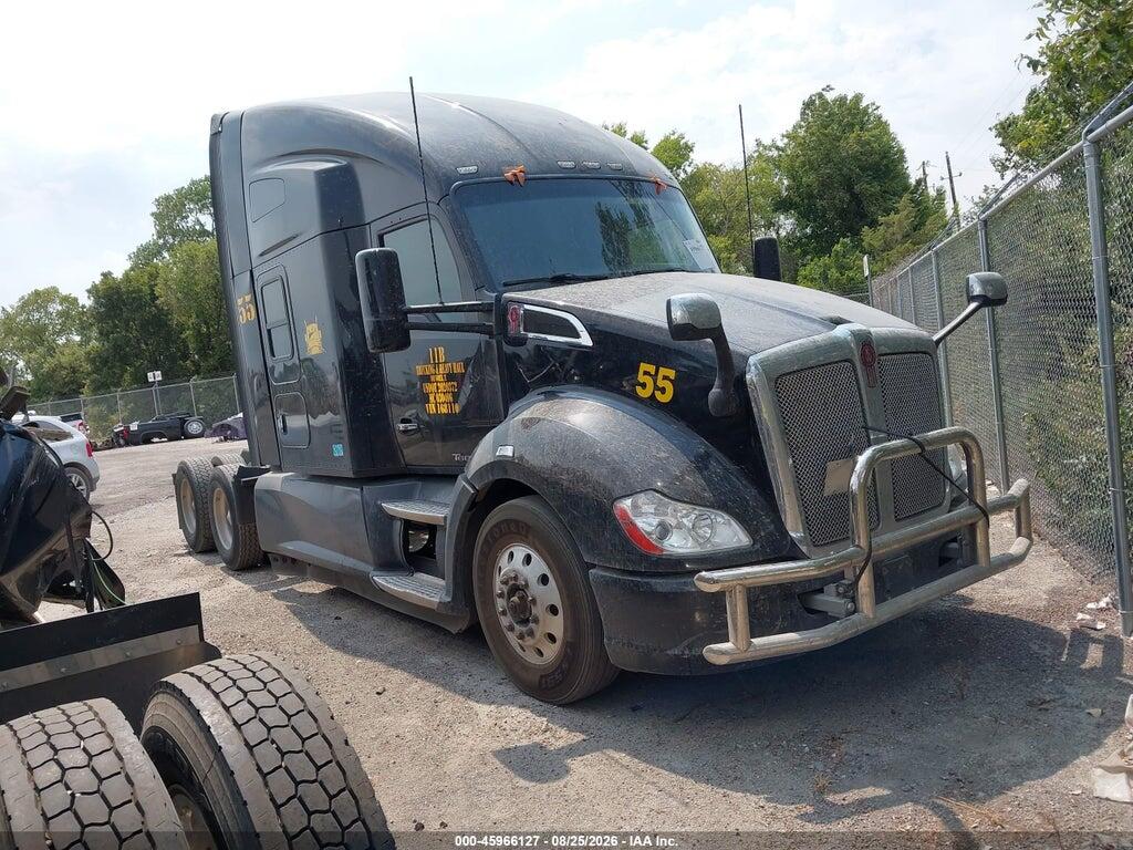 2018 KENWORTH T680 1XKYDP9X0JJ168110