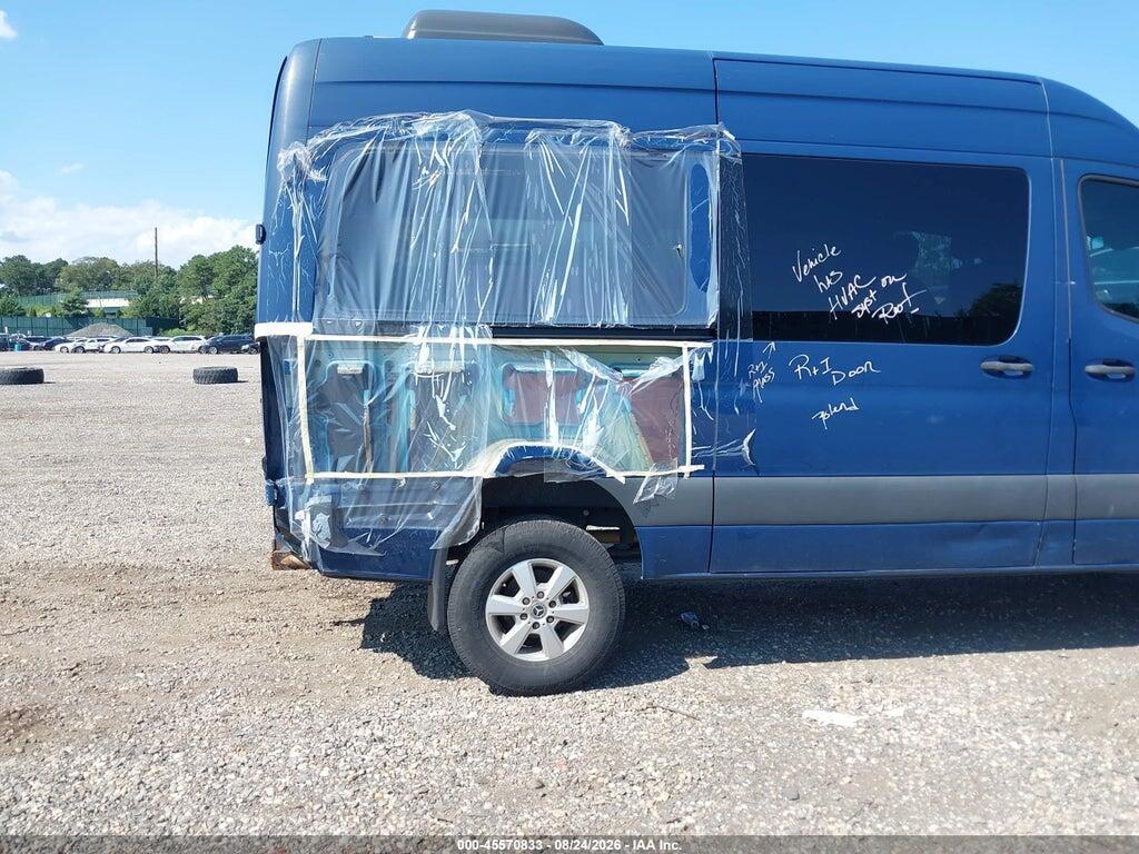 WDZFF0CD9KP172416 2019 MERCEDES-BENZ SPRINTER 2500 photo no. 6