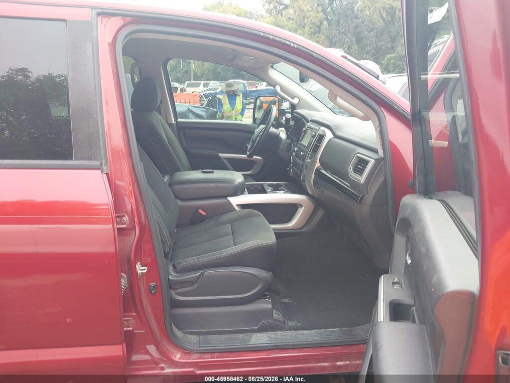 1N6AA1E56HN564985 2017 NISSAN TITAN photo no. 5