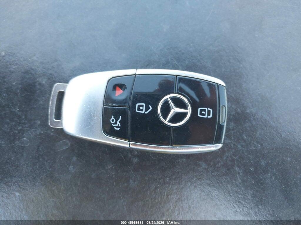 WDD1J6FB9JF049585 2018 MERCEDES-BENZ E 400 photo no. 11