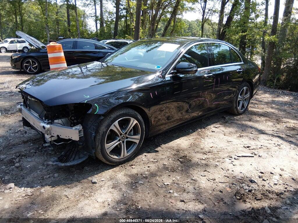 WDDZF4JB9JA480408 2018 MERCEDES-BENZ E 300 photo no. 2
