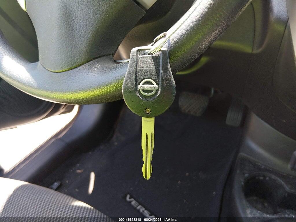3N1CN7AP3KL840625 2019 NISSAN VERSA photo no. 11