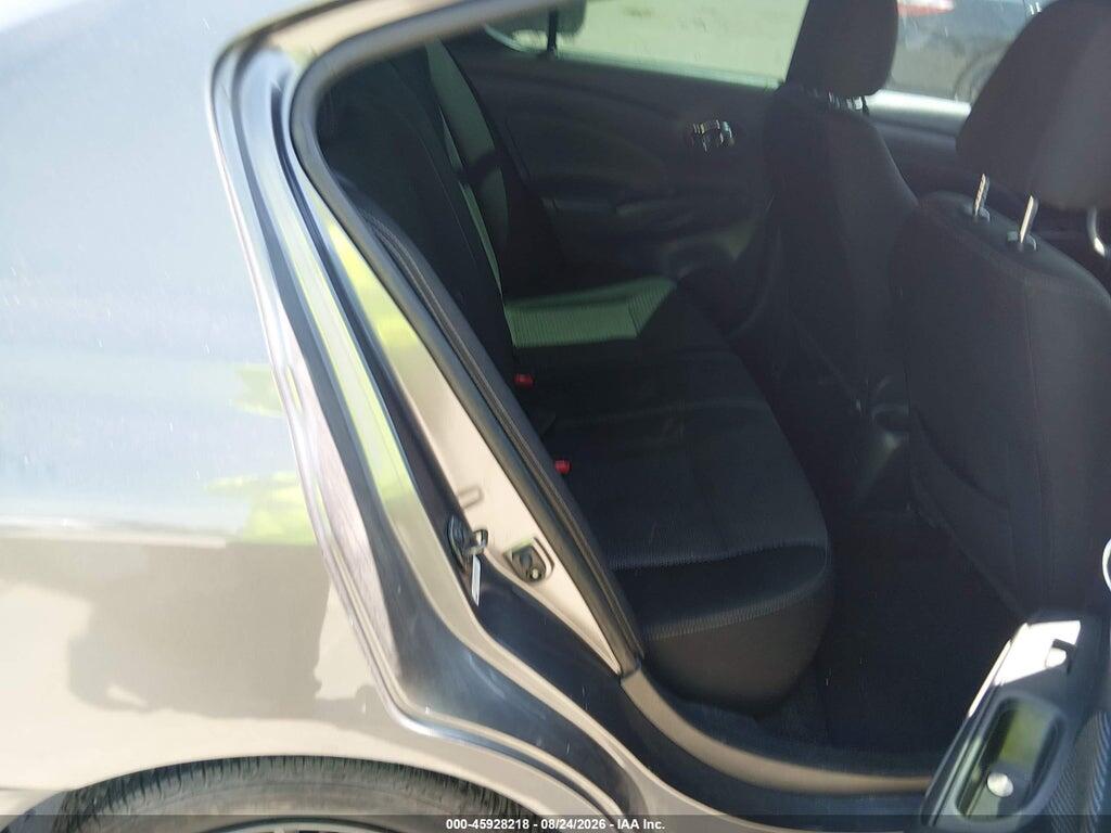 3N1CN7AP3KL840625 2019 NISSAN VERSA photo no. 8