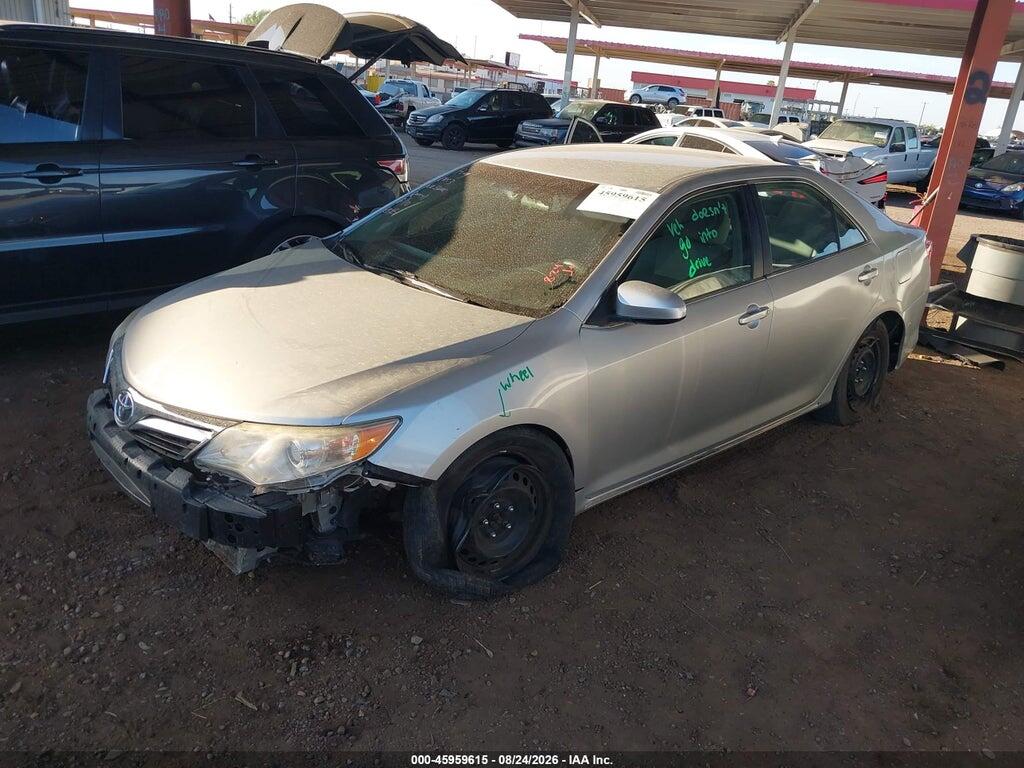4T1BF1FK1EU407553 2014 TOYOTA CAMRY photo no. 2