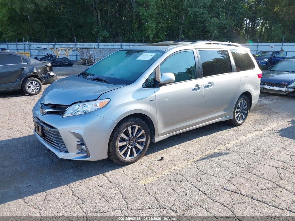 5TDDZ3DC0LS228076 2020 TOYOTA SIENNA photo no. 2
