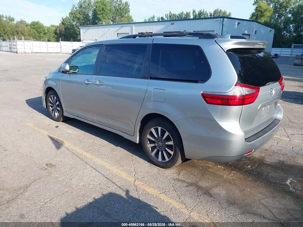 5TDDZ3DC0LS228076 2020 TOYOTA SIENNA photo no. 3