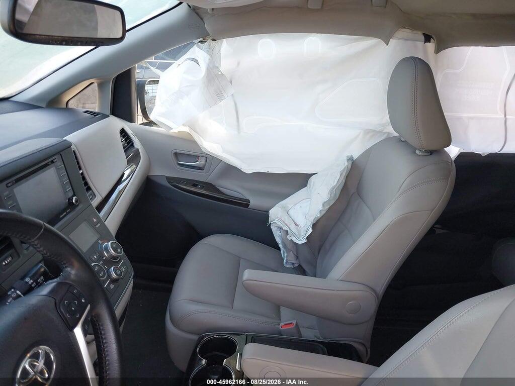 5TDDZ3DC0LS228076 2020 TOYOTA SIENNA photo no. 5