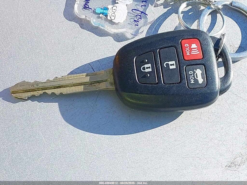 2T1BURHE7EC194945 2014 TOYOTA COROLLA photo no. 11