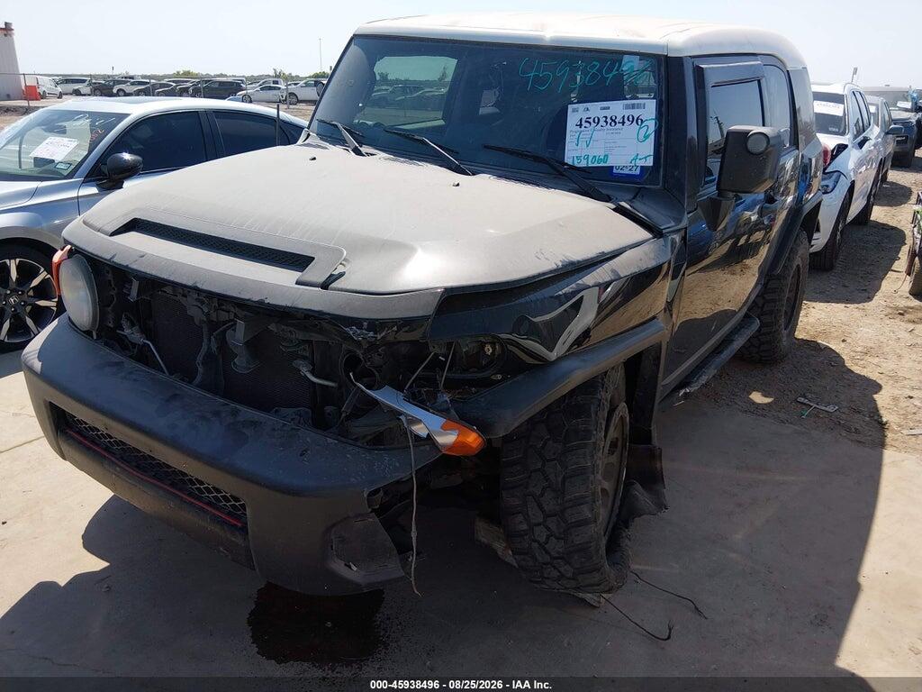 JTEBU4BF9EK180544 2014 TOYOTA FJ CRUISER photo no. 2