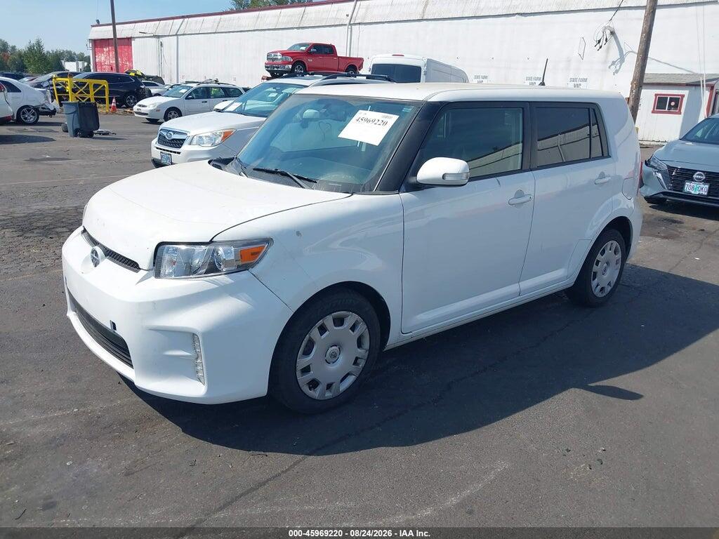 JTLZE4FE8FJ068038 2015 SCION XB photo no. 2