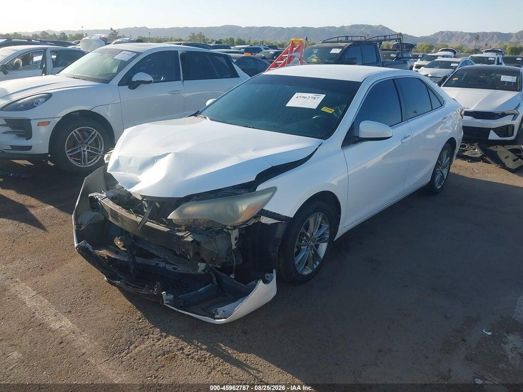 4T1BF1FK1GU159811 2016 TOYOTA CAMRY photo no. 2