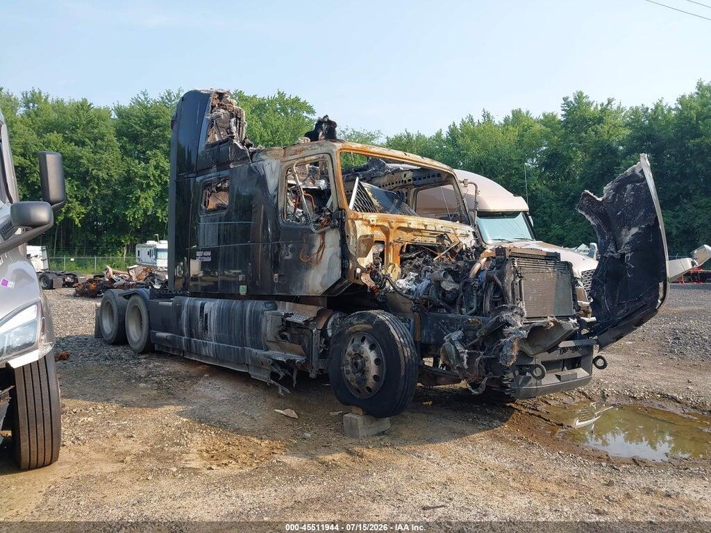 2020 VOLVO VNL 4V4NC9EH6LN260799