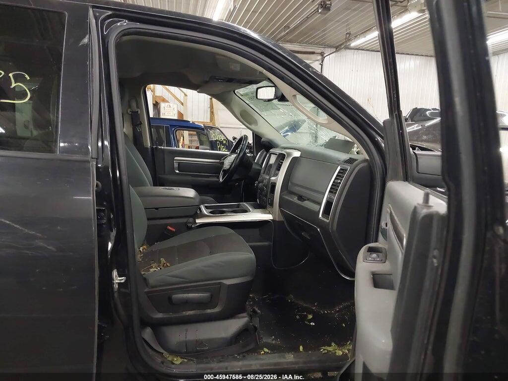 1C6RR7TT2JS125896 2018 RAM 1500 photo no. 5
