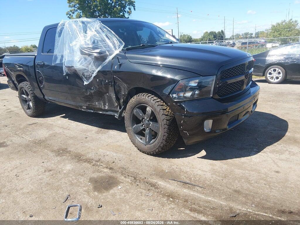 2018 RAM 1500 1C6RR7LG0JS260376
