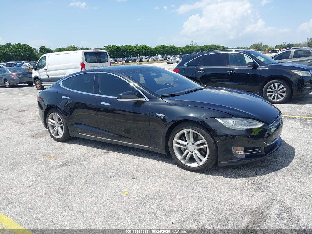 2015 TESLA MODEL S 5YJSA1S23FF086425
