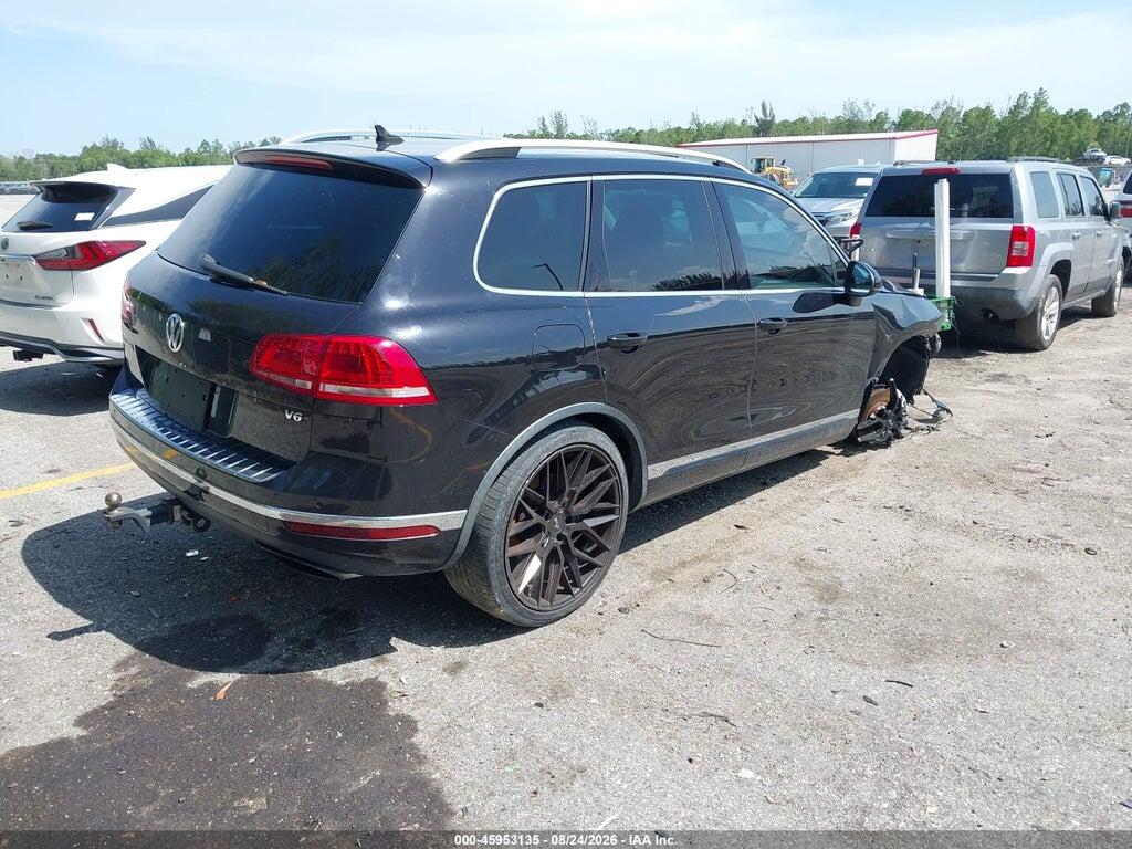 WVGEF9BP6GD010310 2016 VOLKSWAGEN TOUAREG photo no. 4