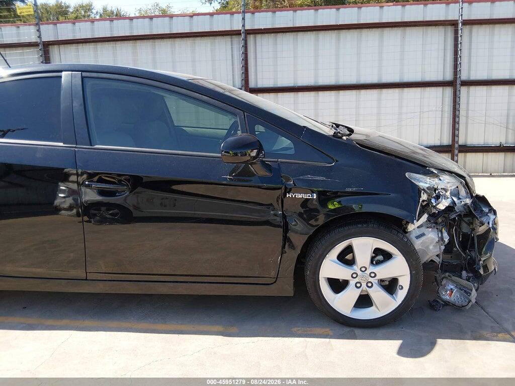 JTDKN3DU3F1932558 2015 TOYOTA PRIUS photo no. 6