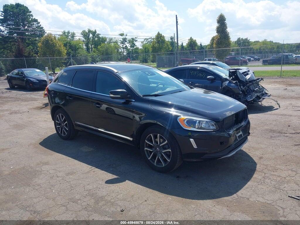2016 VOLVO XC60 YV449MDM4G2814837